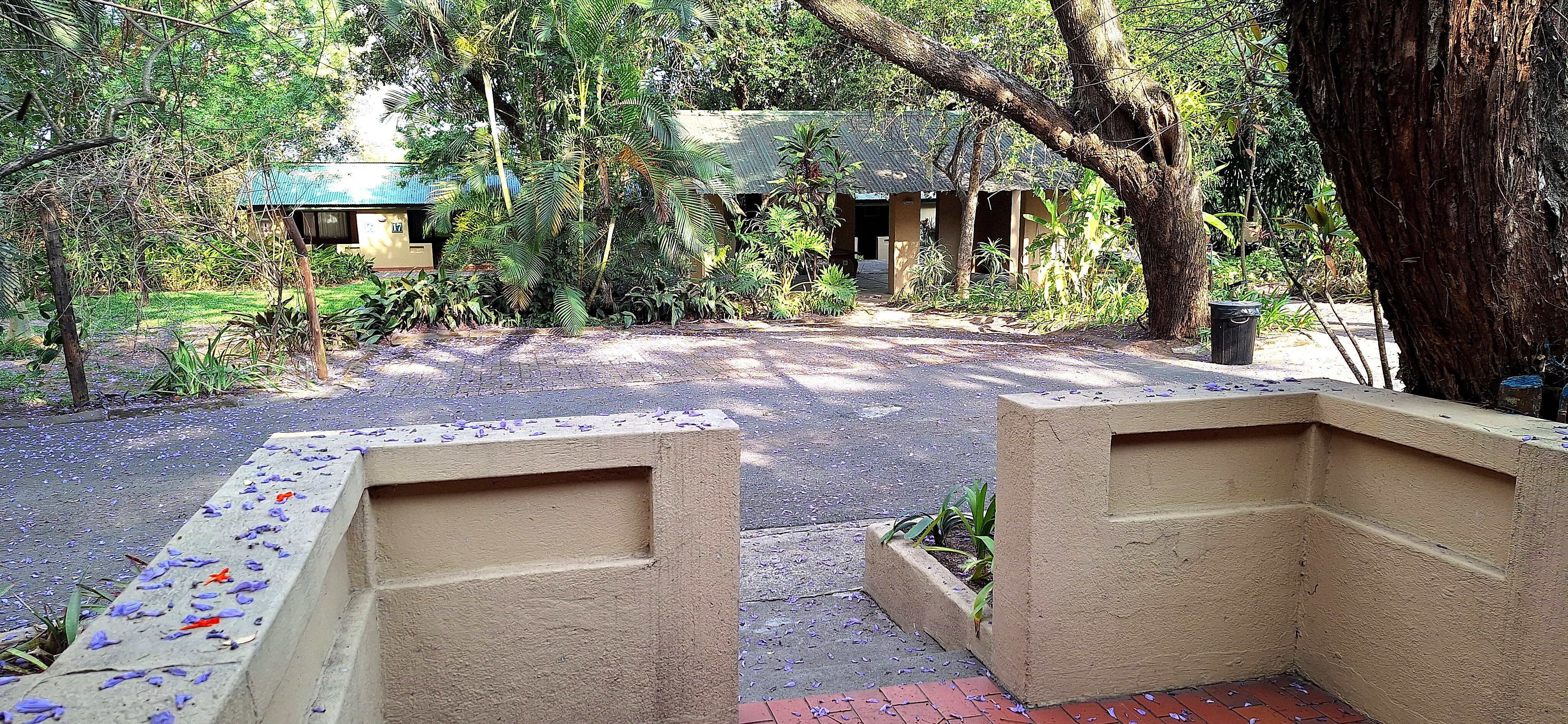 努比花园套房酒店-客卧