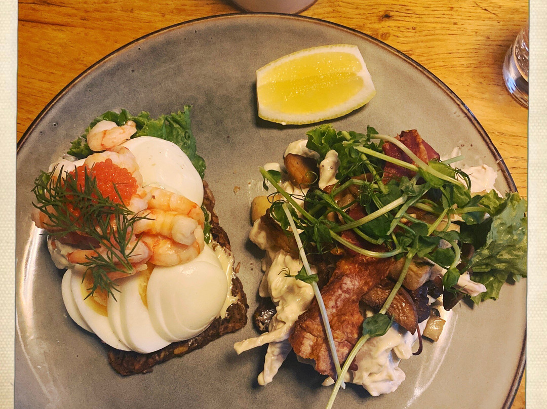 Oro Kro & Hotel主图