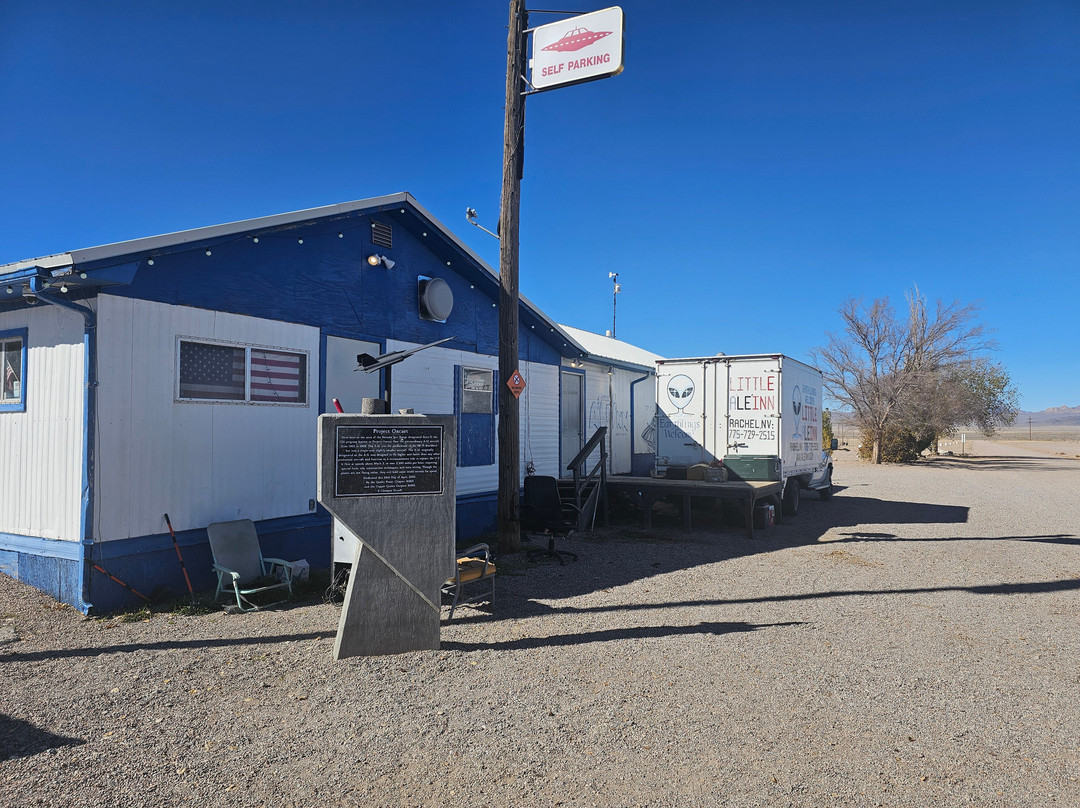 Little A'Le'Inn主图