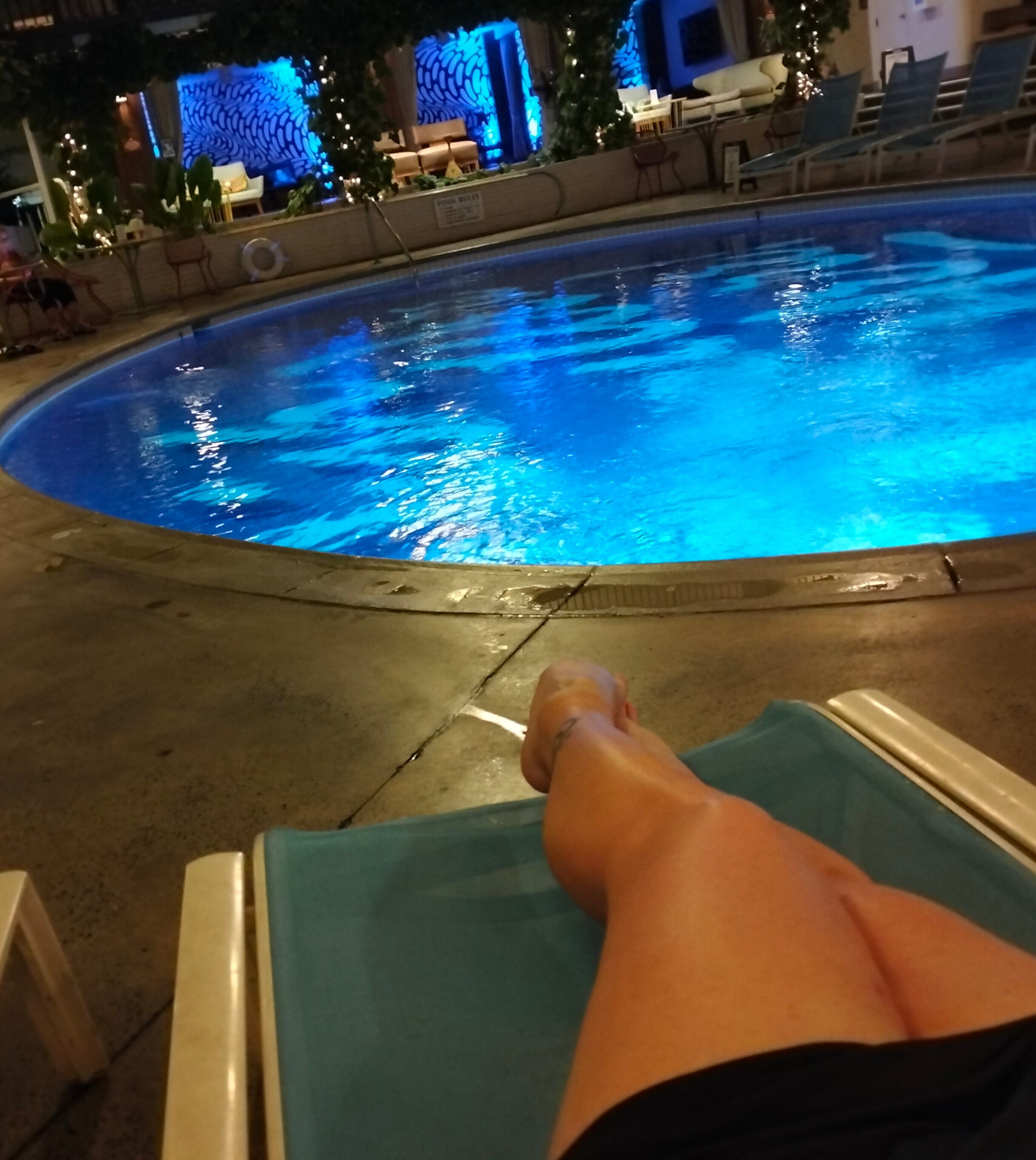 冲浪顶酒店及游泳俱乐部-官方