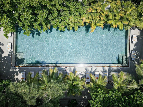 人工林城市水疗度假村主图