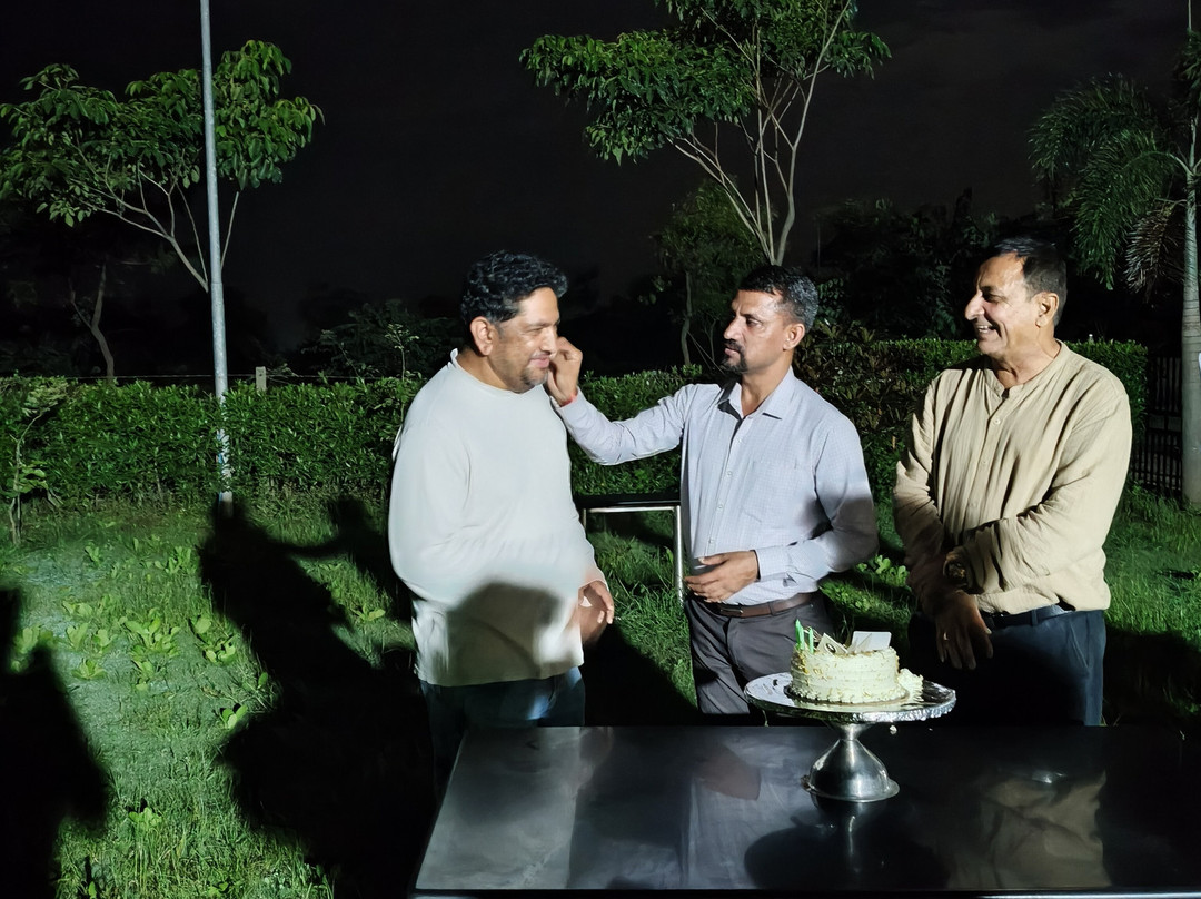 Roccia Hill Resort and Adventure Park-Songadh必去景点