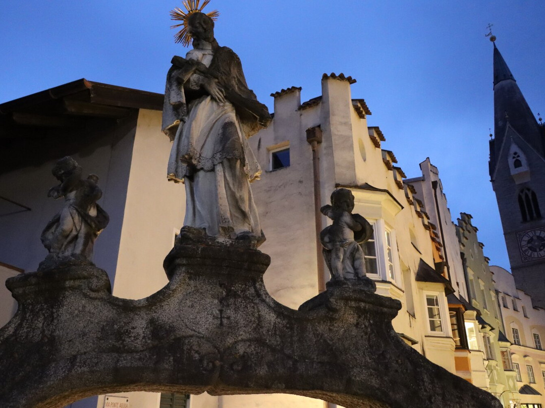 Arco Ponte Aquila-布雷萨诺内必去景点
