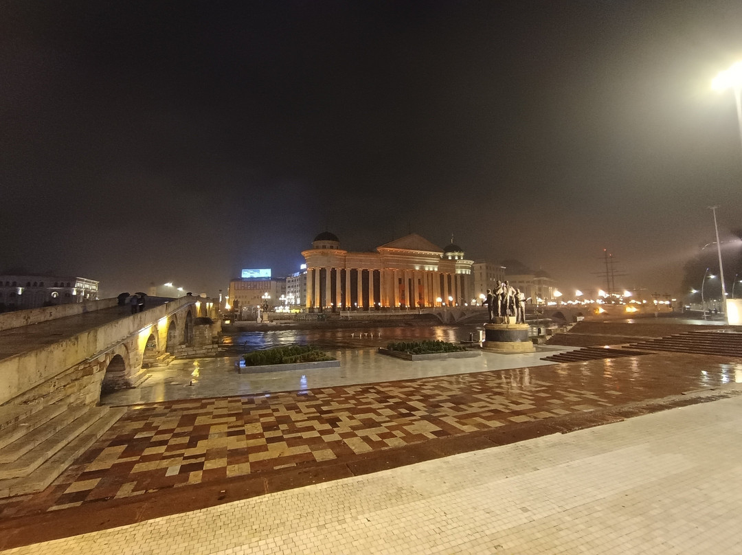 The Stone Bridge-斯科普里必去景点