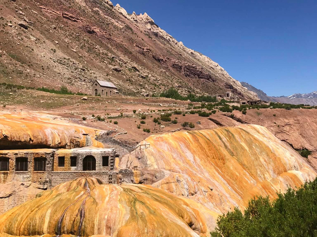 Puente del Inca-Las Cuevas必去景点