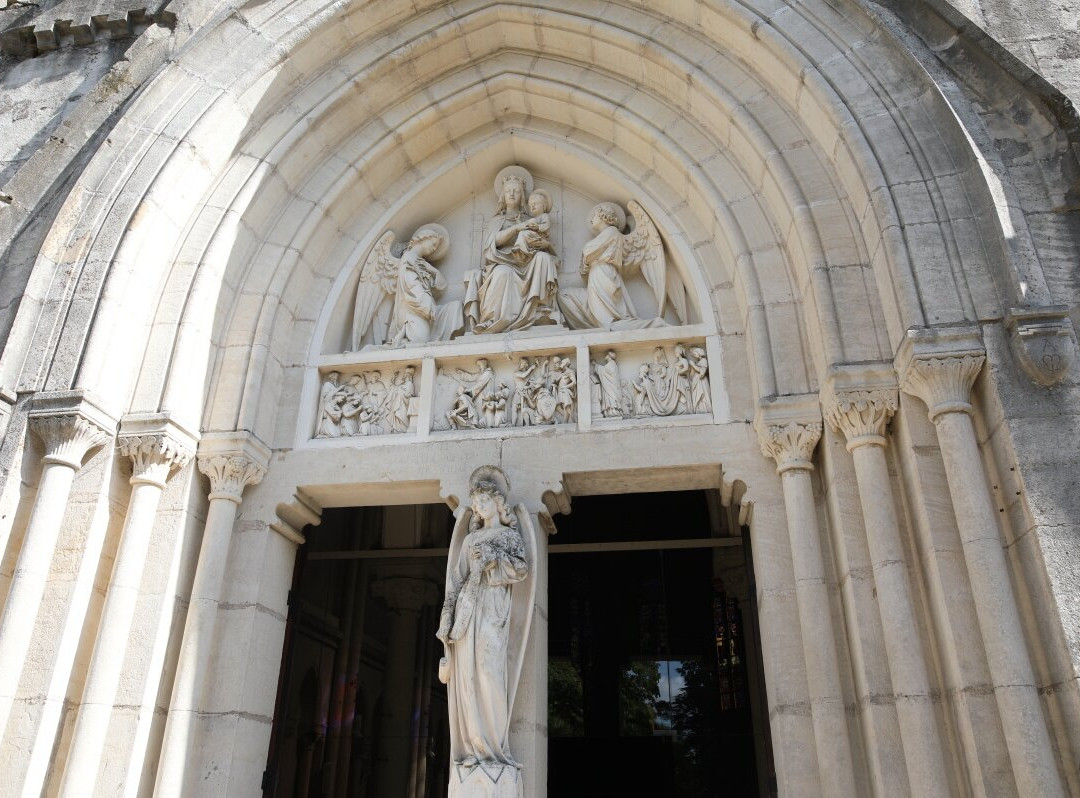 Sanctuaire Notre-Dame de Mont-Roland-多勒必去景点