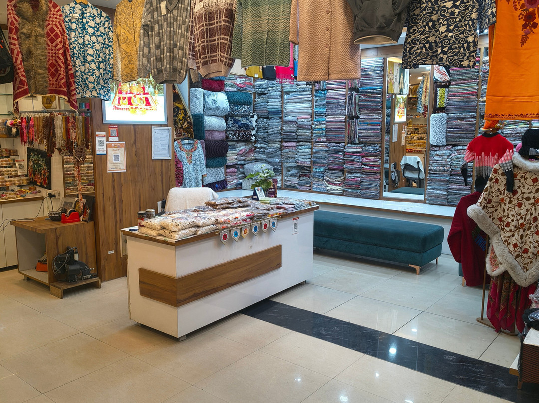 Hotel Maha Luxmi Palace主图