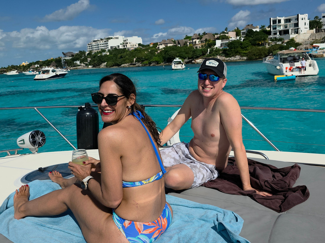 MM Royale Yachts-女人海滩必去景点