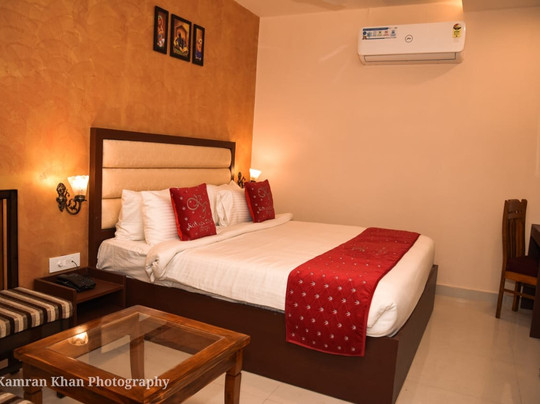 Konark Grand Hotel主图