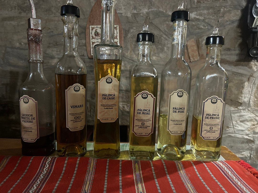 Pivnita lui Teo - Teo's Cellar-锡吉索拉必去景点