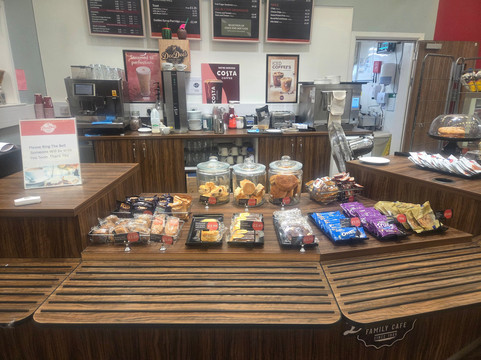 Dee Dee's Family Cafe