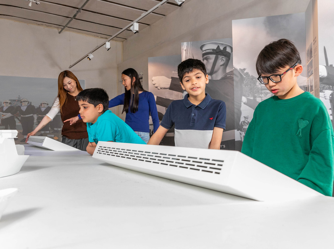 Torpedo Bay Navy Museum-德文波特必去景点