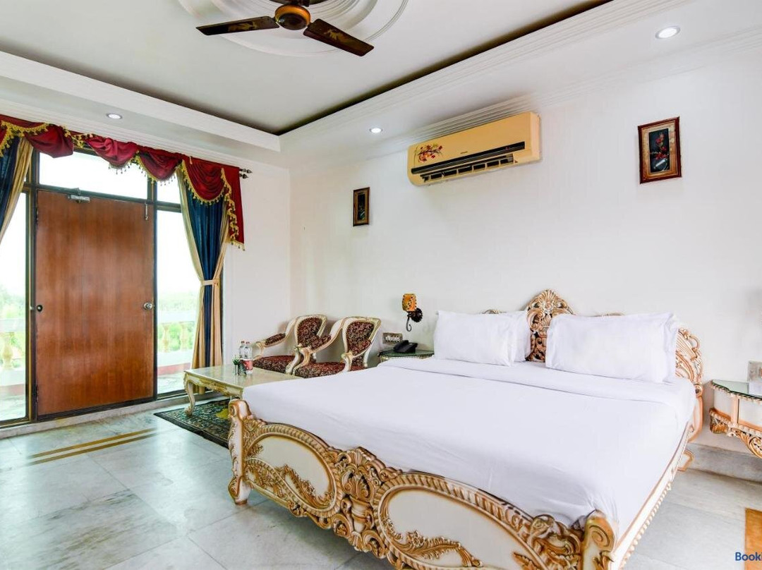 Palette - Hotel ICON Bakkhali