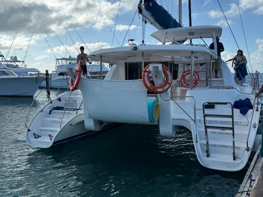 Cancun Adventures - Luxury Sailing & Snorkeling-普拉亚德尔卡曼必去景点