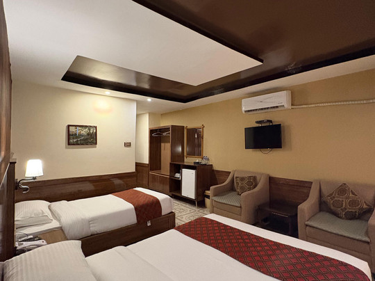 Eagle's Nest Hotel主图