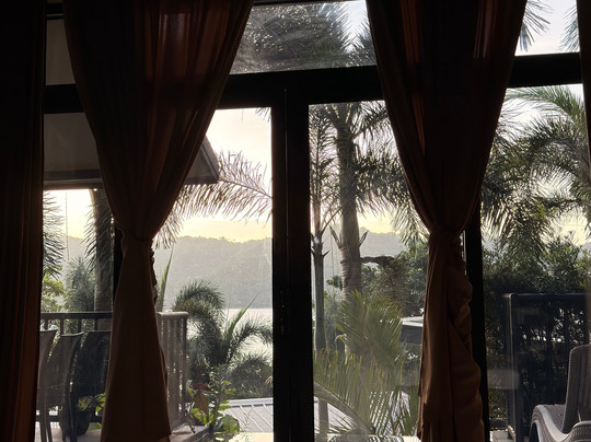 Bugana Beach And Dive Resort主图