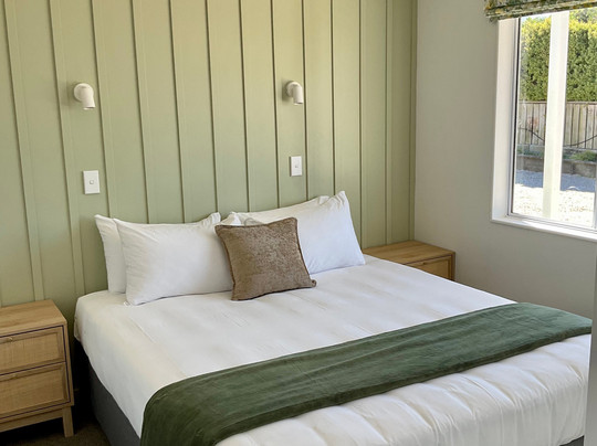 Pioneer Motels主图