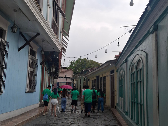 拉斯佩尼亚斯-瓜亚基尔必去景点