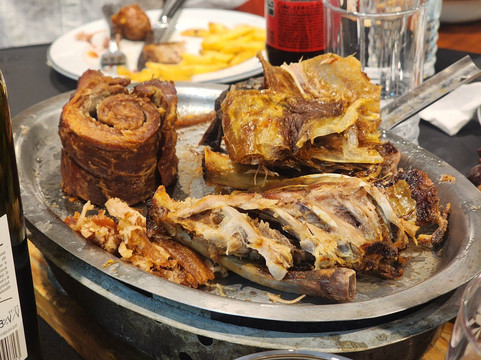 Potenza, Restaurante De Fuegos