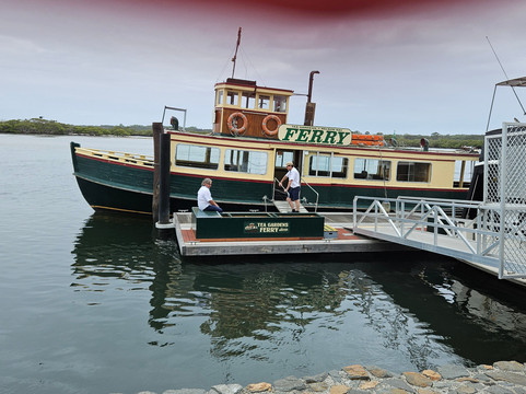 The Original Tea Gardens Ferry-尼尔森湾必去景点