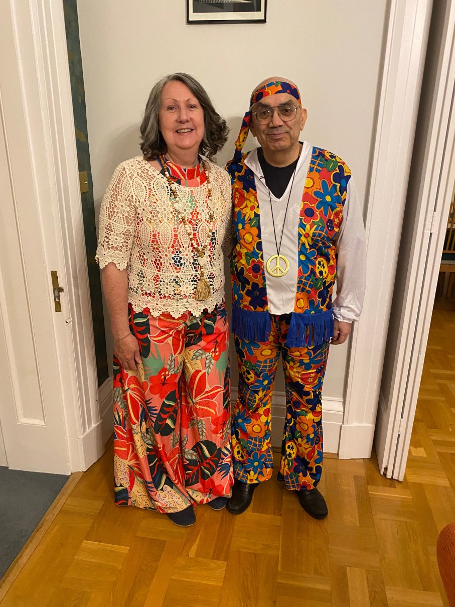 The Dell House-官方