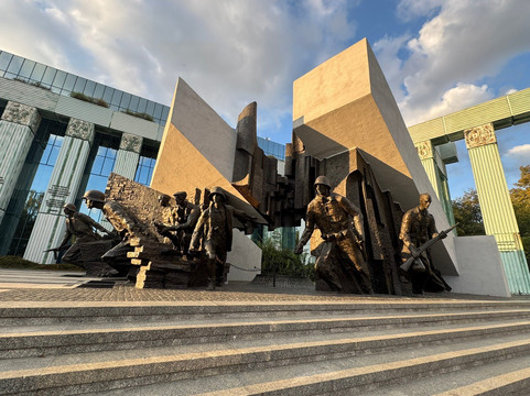 Warsaw Uprising Monument-华沙必去景点