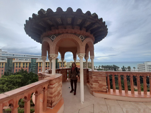 Casa de los Navajas-托雷莫里诺斯必去景点