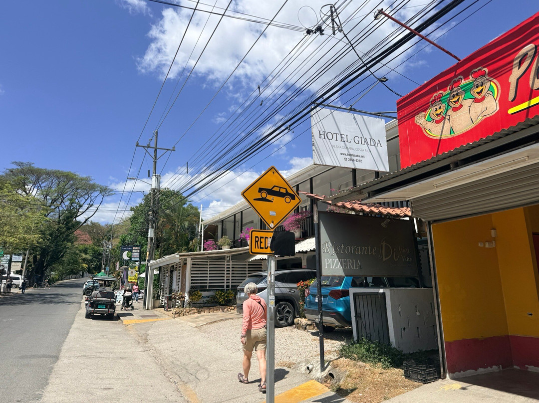 吉亚塔酒店主图