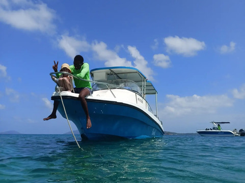 Geoli Charters-Anse la Blague必去景点