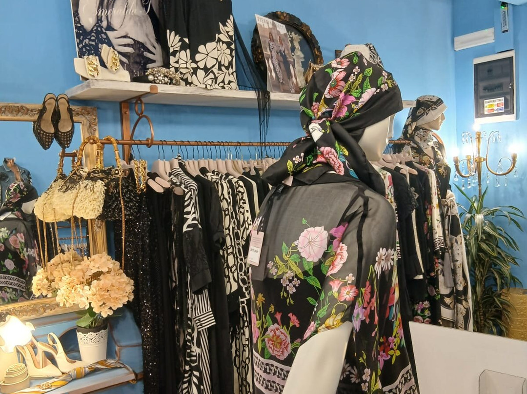 Esmeralda T Di Daniela Cerè Creazioni Moda