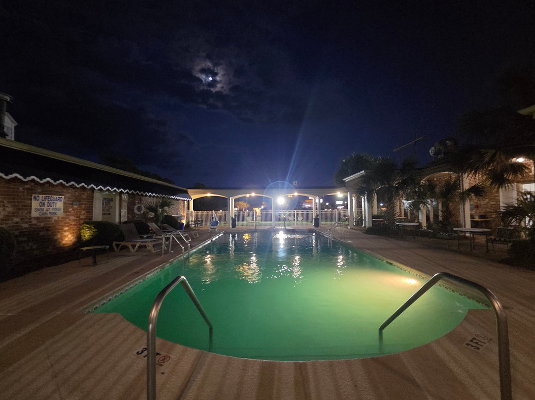 桑蒂贝斯特韦斯特优质酒店主图