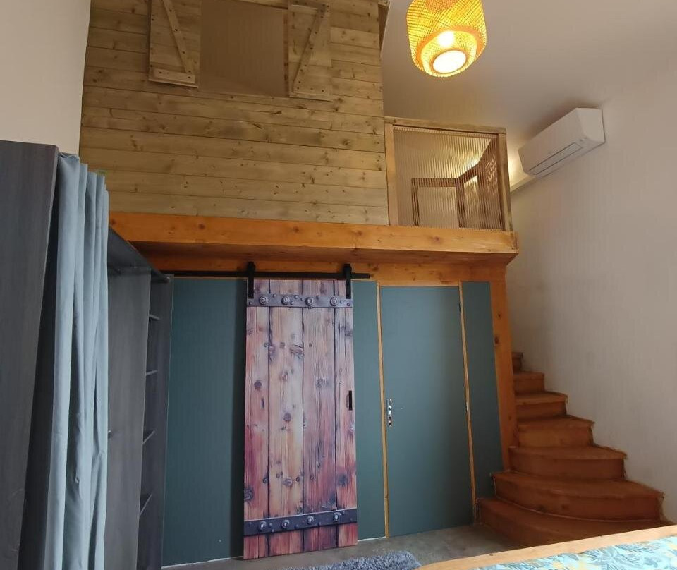 Le Cailar酒店住宿-La Vigneronne des Costières