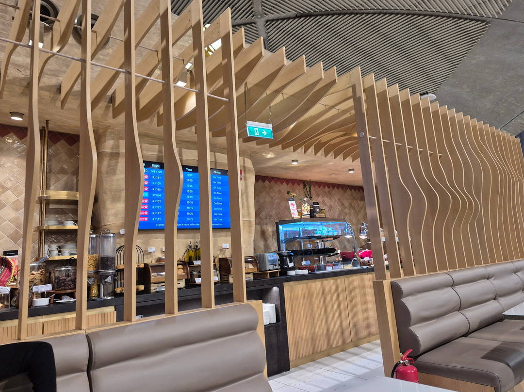 Plaza Premium Lounge (departures)-安曼必去景点