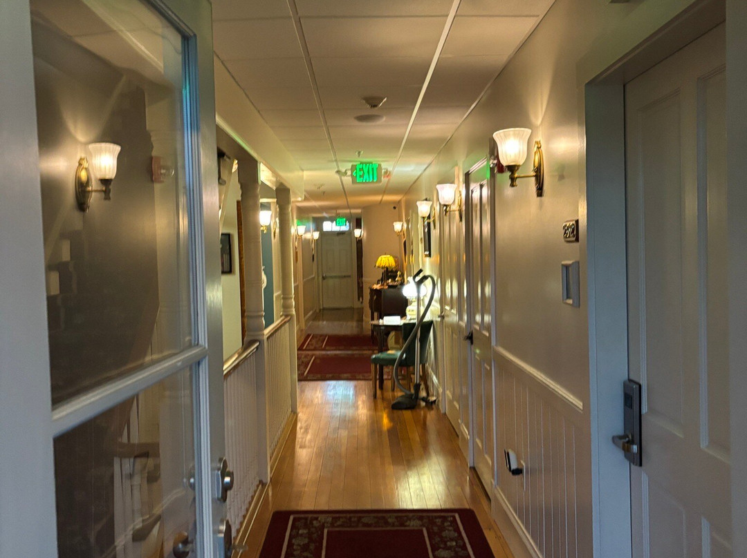 1867 Parkview Inn
