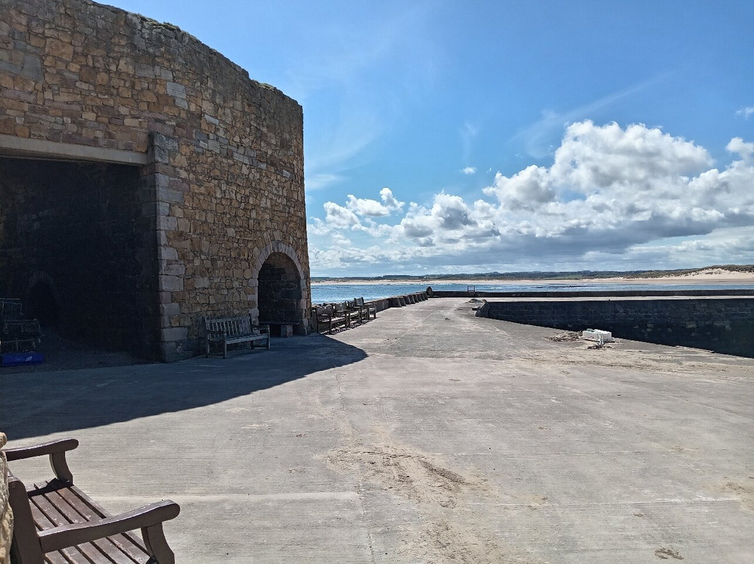 Beadnell Harbour and Lime Kilns-Beadnell必去景点