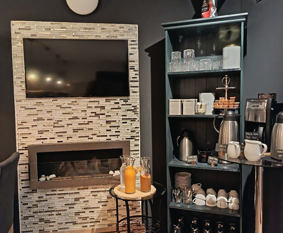 泰尔奇酒店主图
