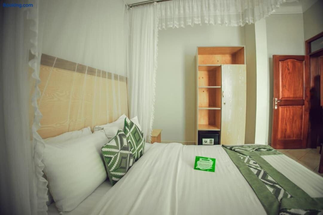 Ekhaya Crescent Hotel