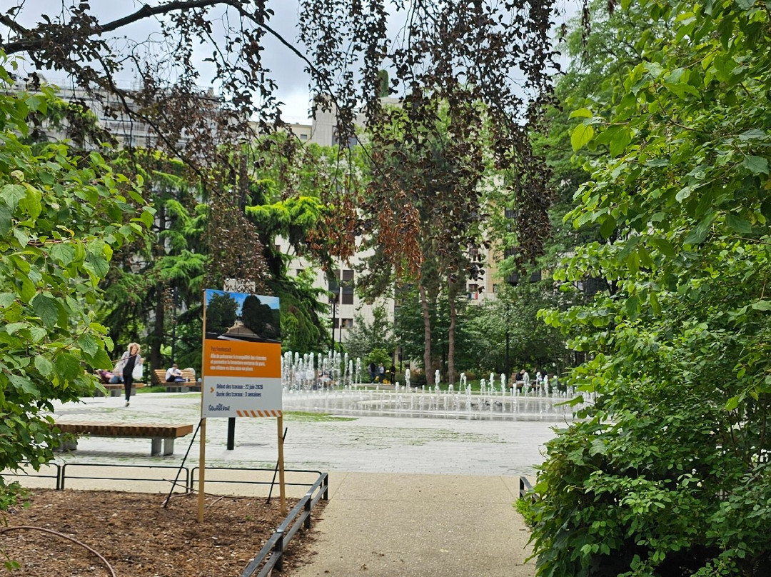 Parc Charras-Courbevoie必去景点