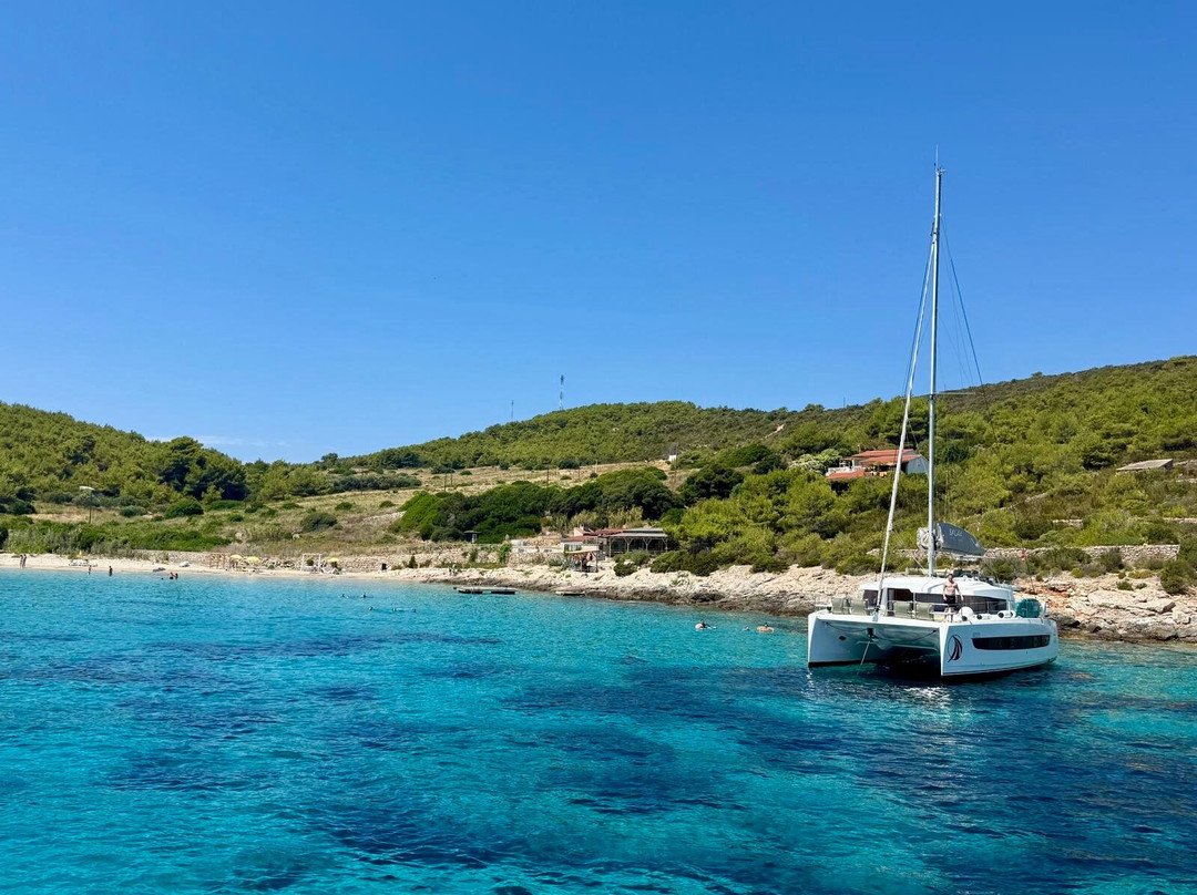 Globe Yacht Charter-斯普利特必去景点
