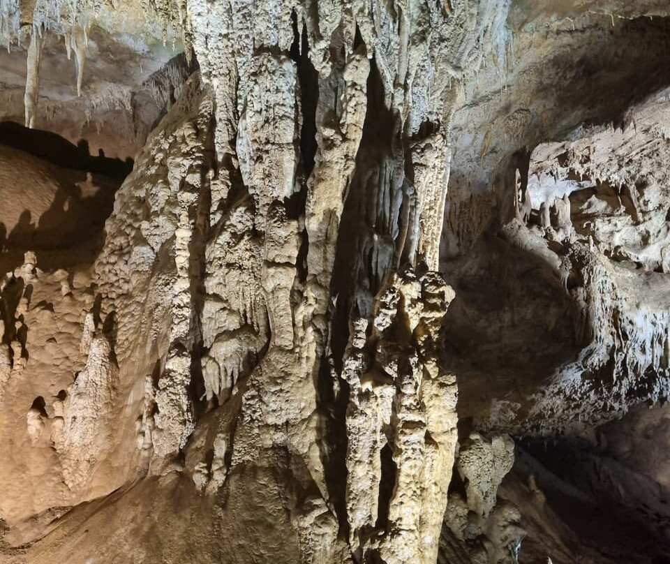 Prometheus Cave-Kumistavi必去景点