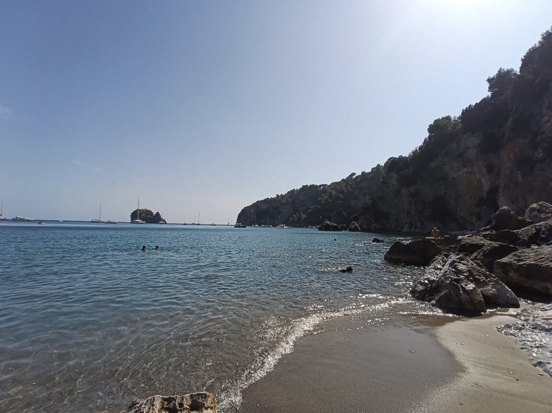 Baia del Buon Dormire-Faracchio必去景点