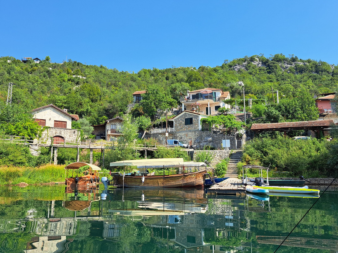 "TAXI BOAT GALEB"-Rijeka Crnojevica必去景点