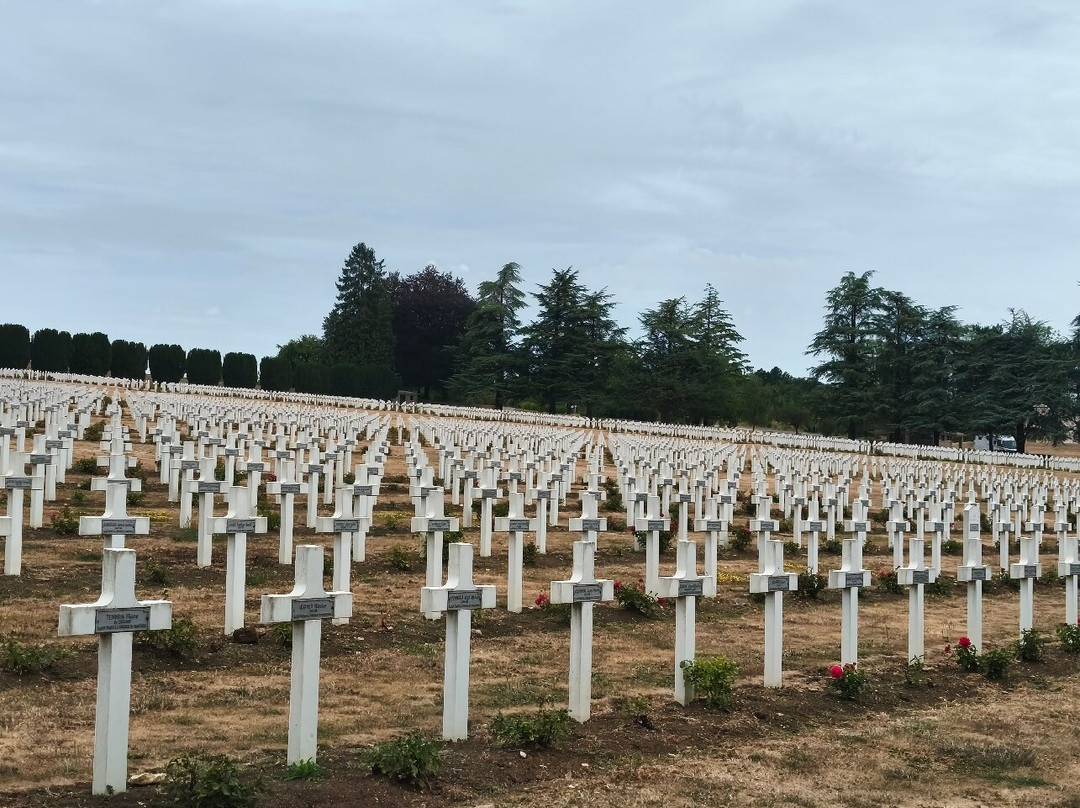 L'Ossuaire de Douaumont-Fleury-Devant-Douaumont必去景点