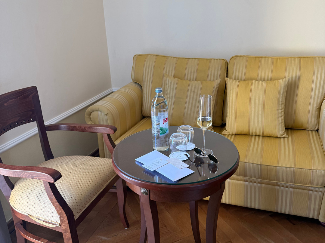 阿马德里雅公园阿贾瓦酒店主图