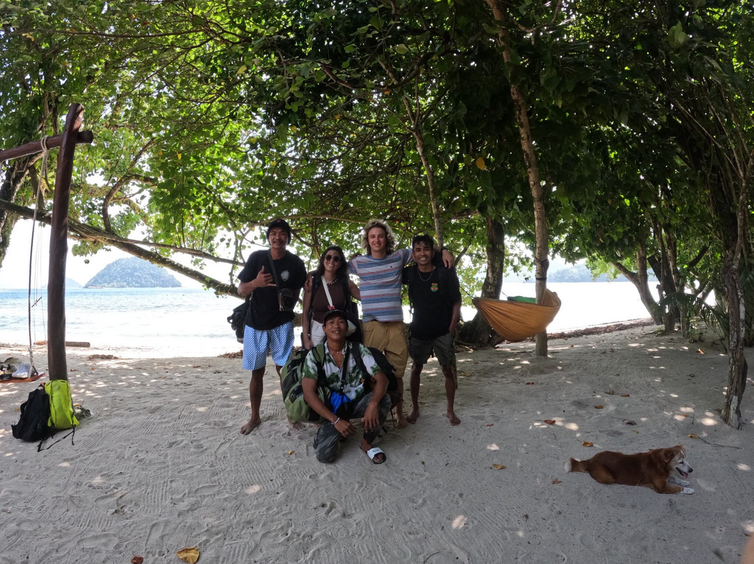 Langit Sumatra Tours-巴东必去景点