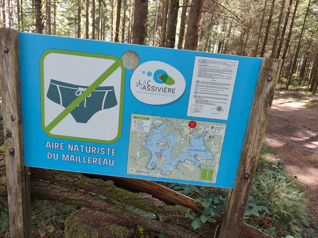 Plage Naturiste du Lac de Vassiviere