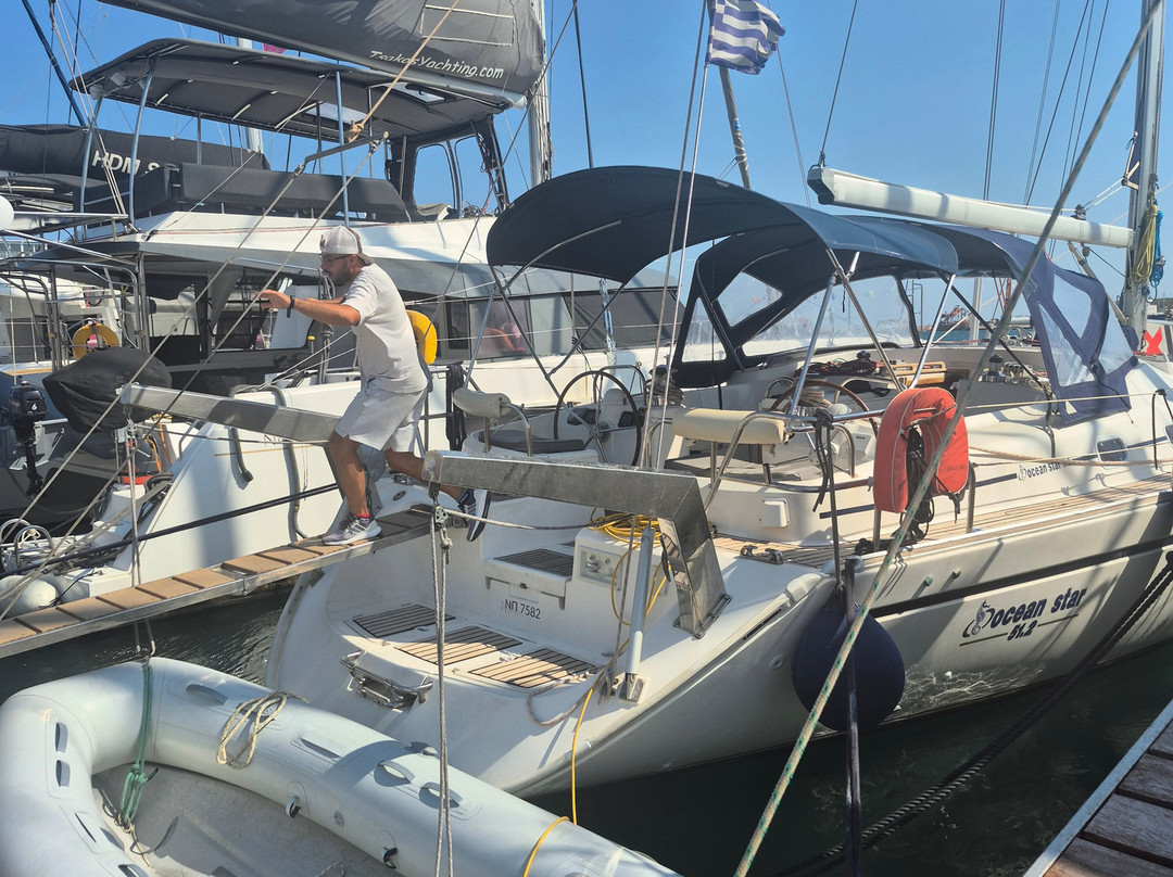 SailwithGeorge - Sail Greece with an expert-Finikas必去景点