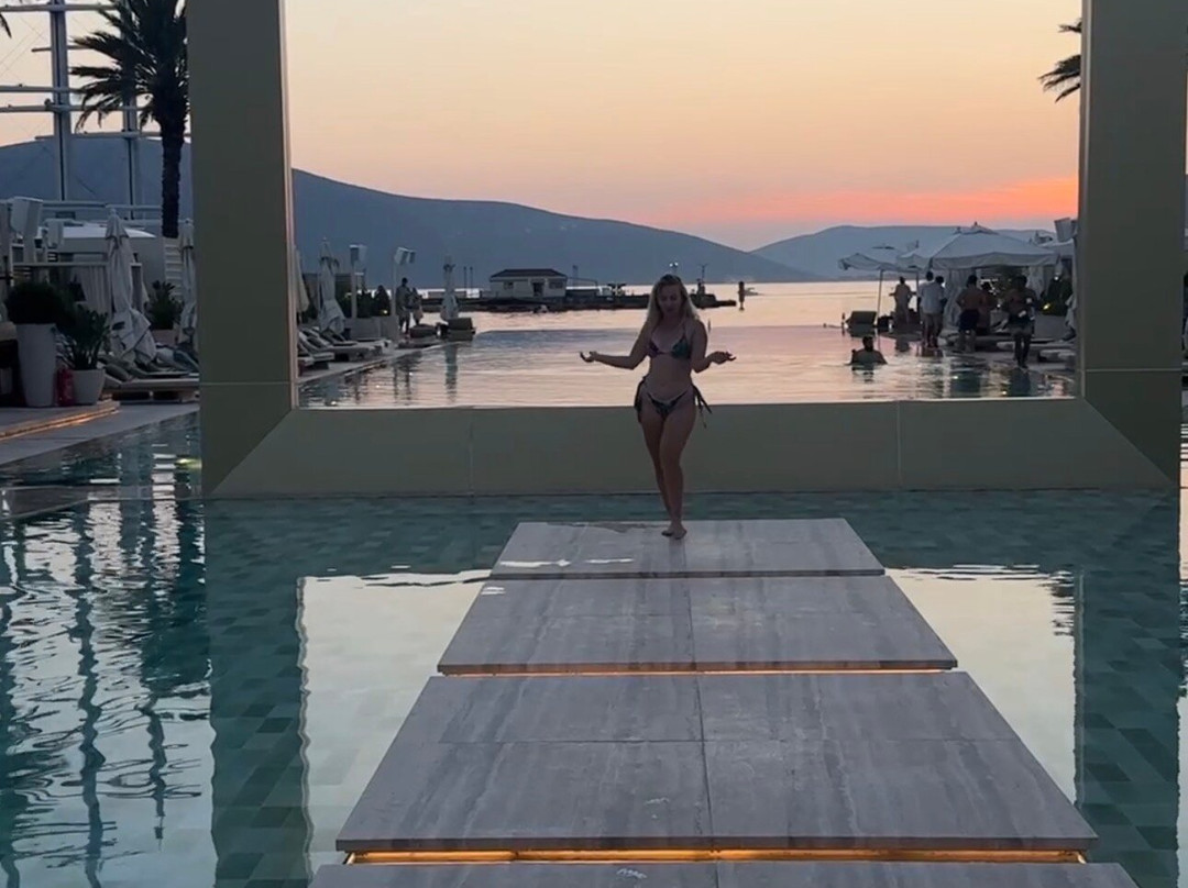 Aura Beach Montenegro-Tivat必去景点