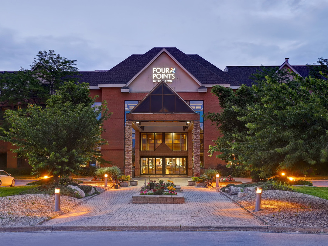 福朋喜来登圣凯瑟琳尼亚加拉大套房酒店主图