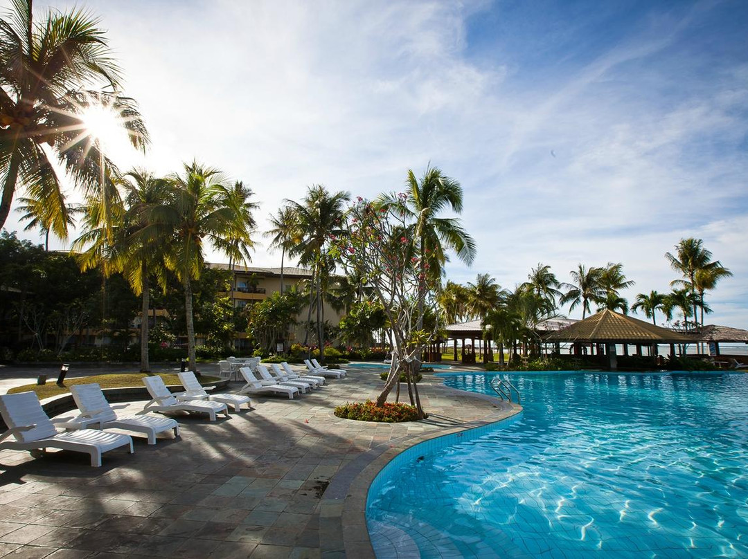 纳闽酒店住宿-Palm Beach Resort & Spa